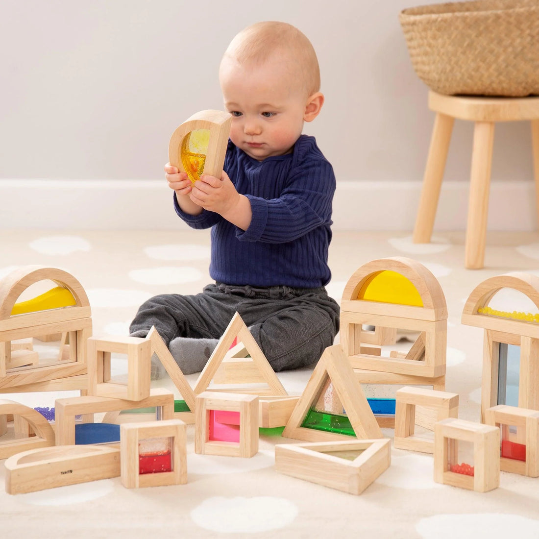 Top Travel-Friendly Wooden Sensory Toys to Keep Kids Entertained on the Go